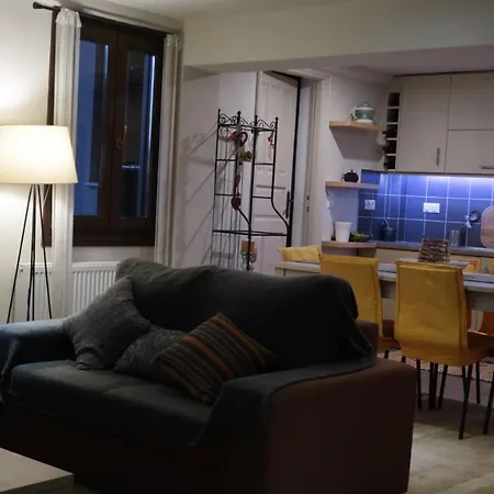 Villa Mountain / Center *