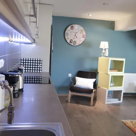 Mountain / Center Villa *