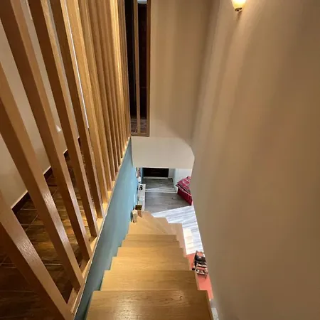 Mountain / Center Villa *