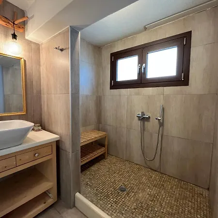 Mountain / Center Villa