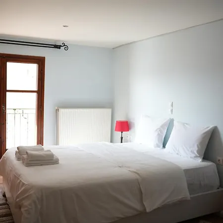 Mountain / Center Villa