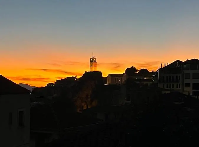 Βίλα Mountain / Center