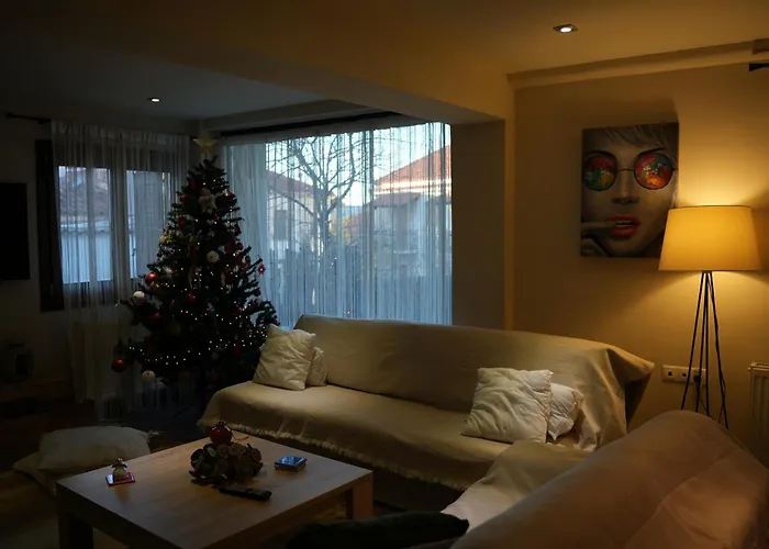 Mountain / Center Βίλα Αράχωβα